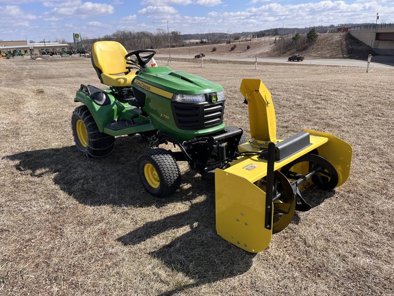 2017 John Deere X730 - Photo3