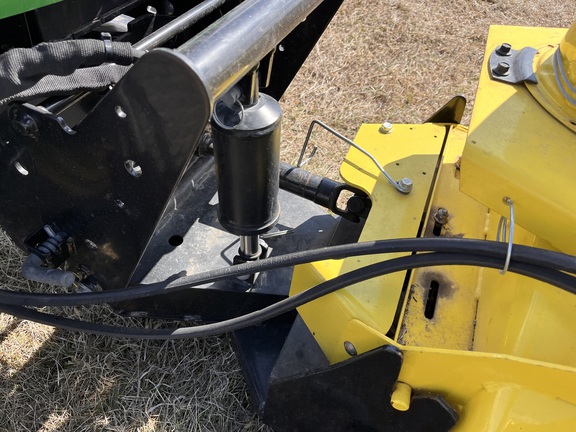 2017 John Deere X730 - Photo30