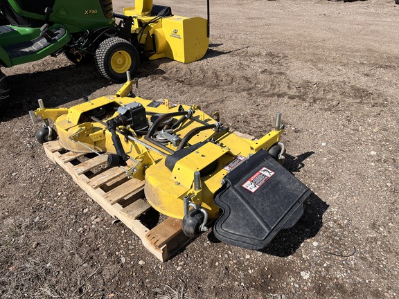 2017 John Deere X730 - Photo40