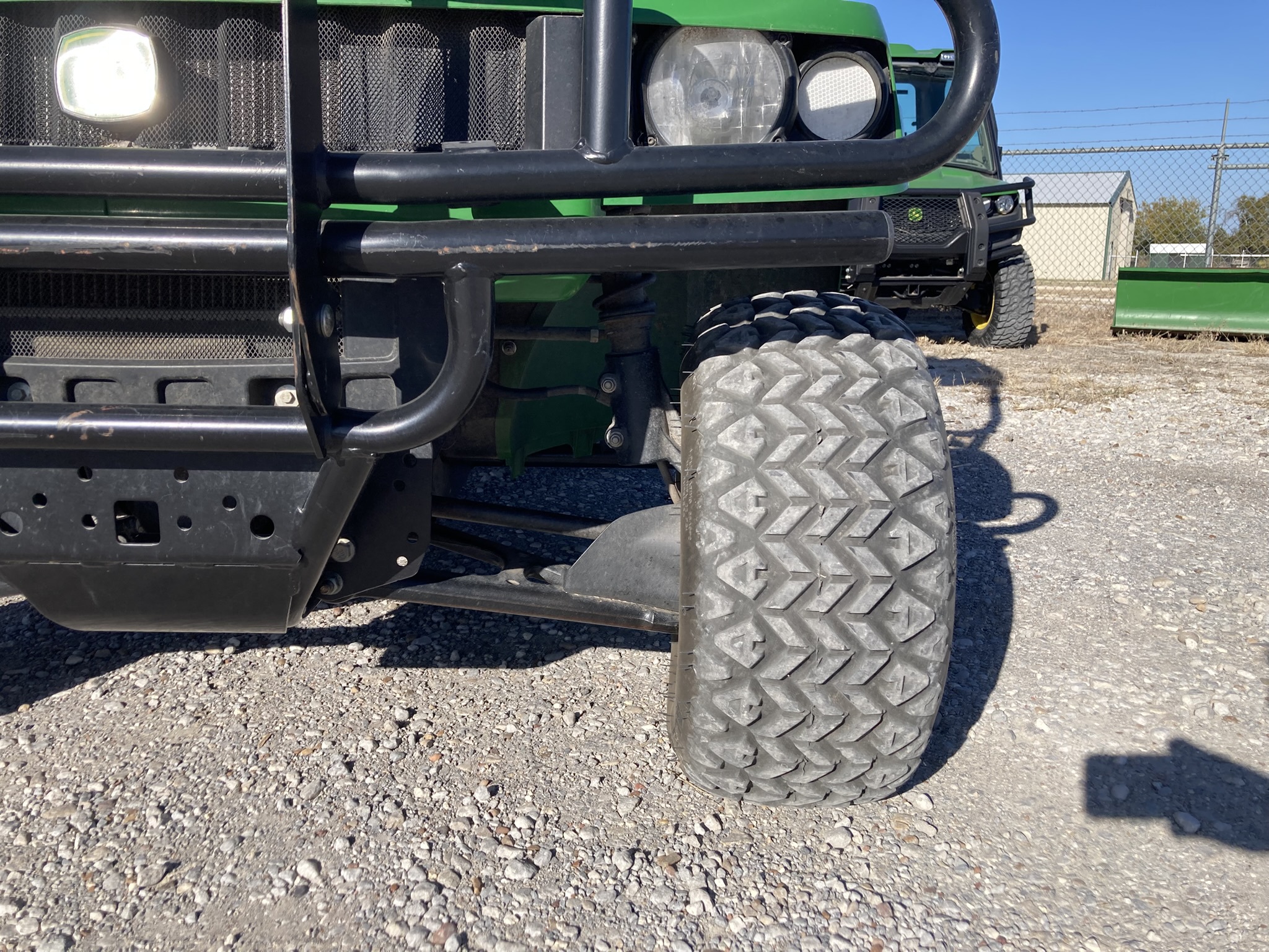 2017 John Deere HPX 4X4 Image 17