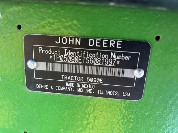 2025 John Deere 5090E - Photo31