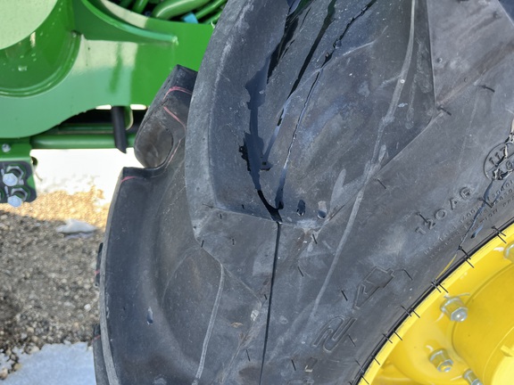 2025 John Deere 5090E - Photo14