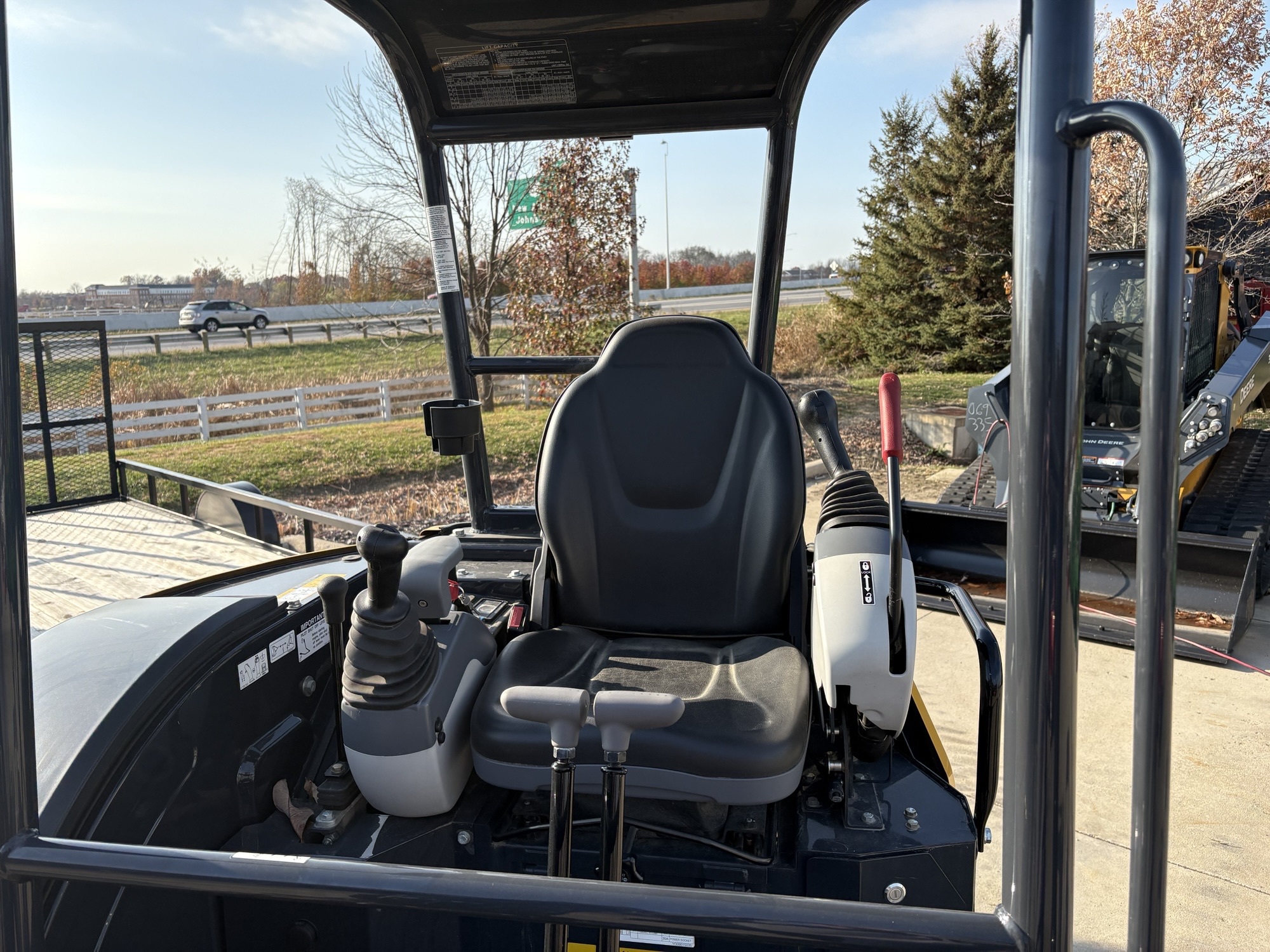 2025 John Deere 26 P Image 4