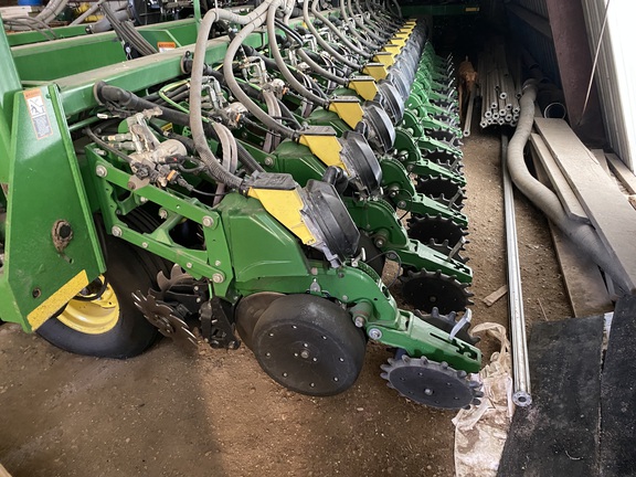 2018 John Deere DB66 - Photo15