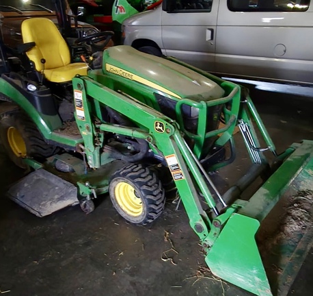 Photo of 2013 John Deere 1025R