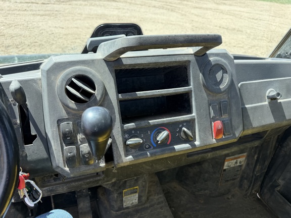 2019 John Deere XUV 835M - Photo23
