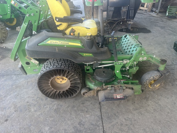 2021 John Deere Z950M Photo 6