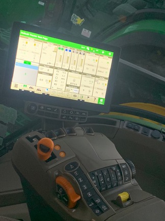 2024 John Deere 8R 250-8