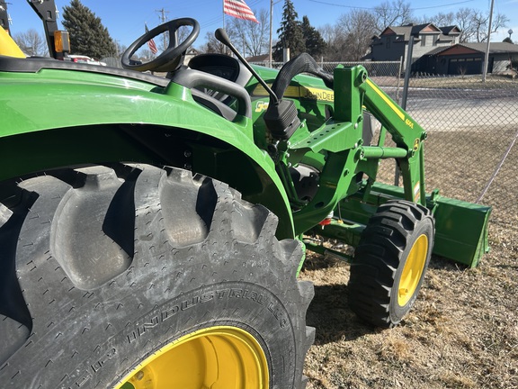 2024 John Deere 4044M (3rd thumbnail)