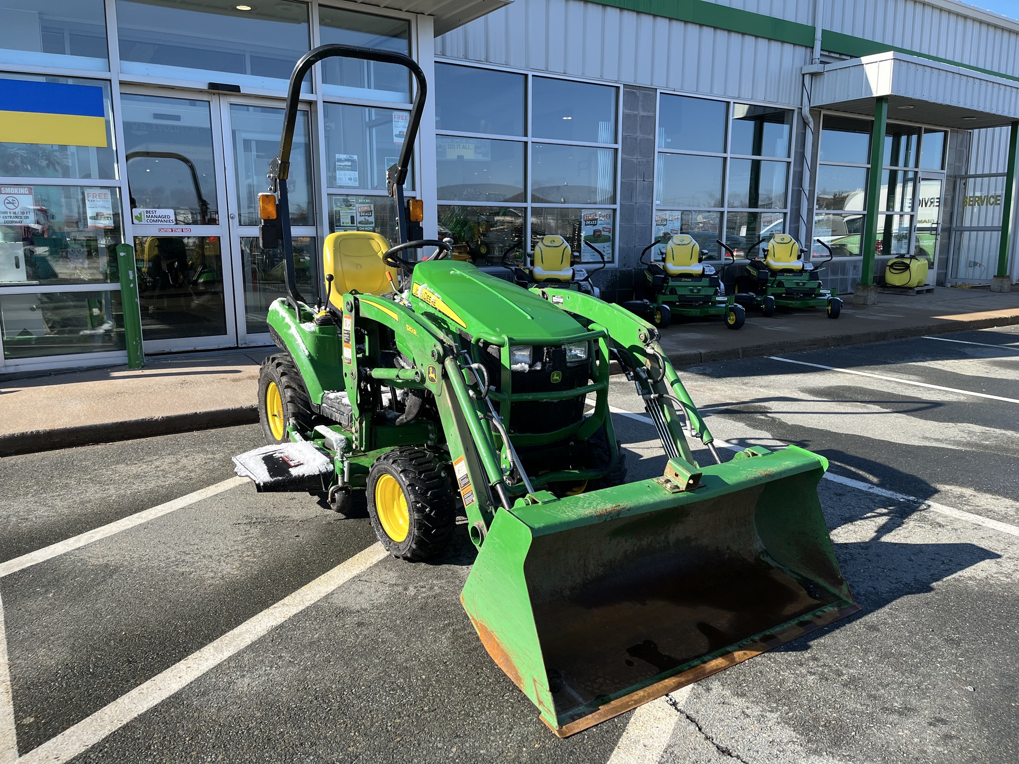 2021 John Deere 1023E Image 1