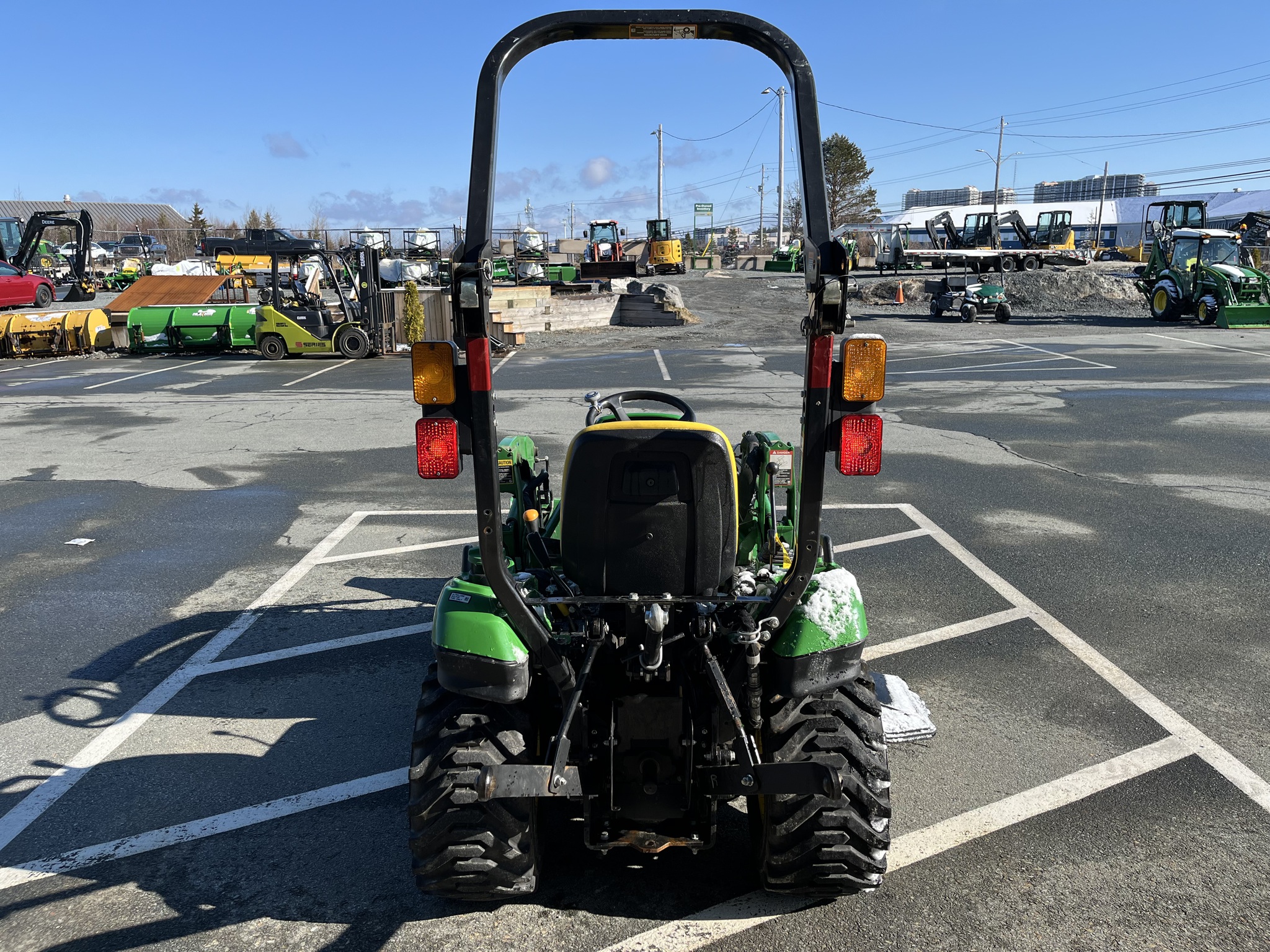 2021 John Deere 1023E Image 7