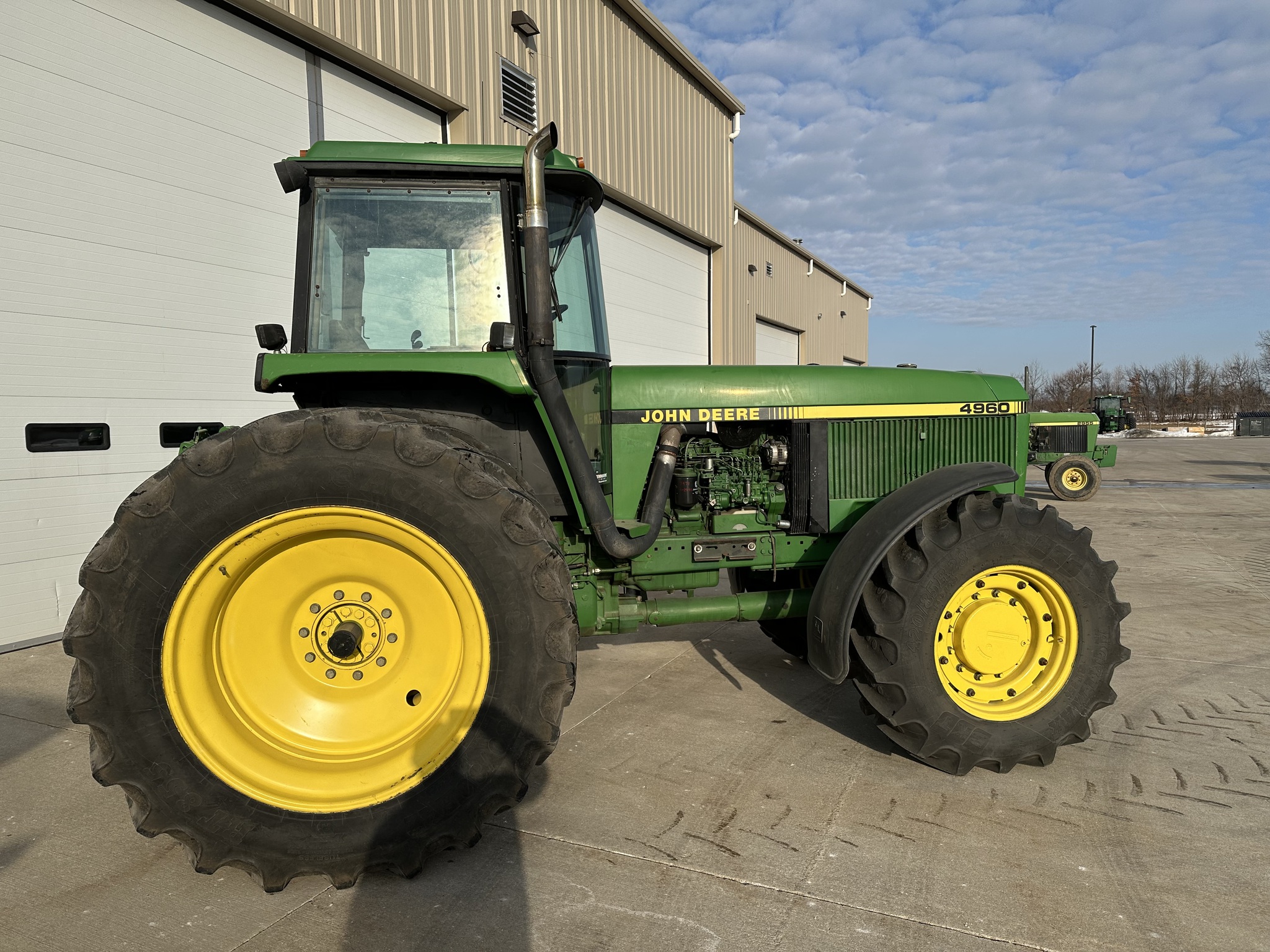 1992 John Deere 4960 Image 8