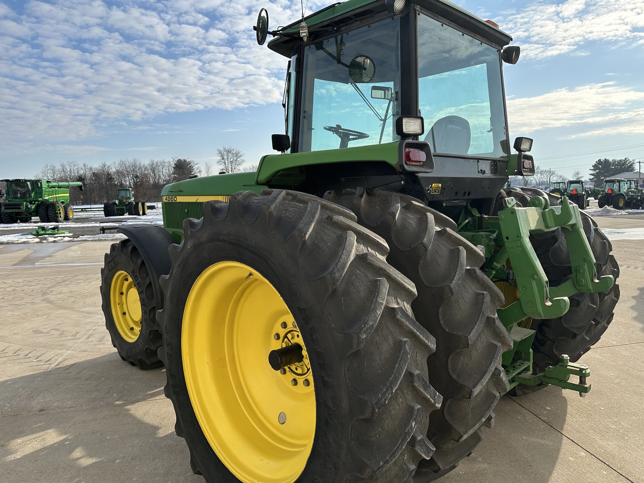 1992 John Deere 4960 Image 5
