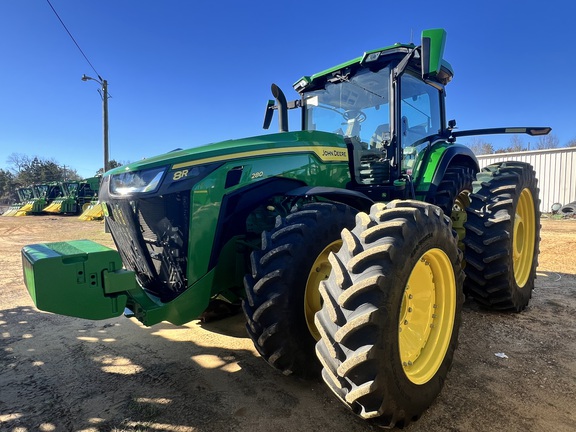 2025 John Deere 8R 280 Photo 2
