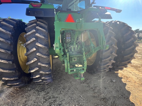 2025 John Deere 8R 280 Photo 3