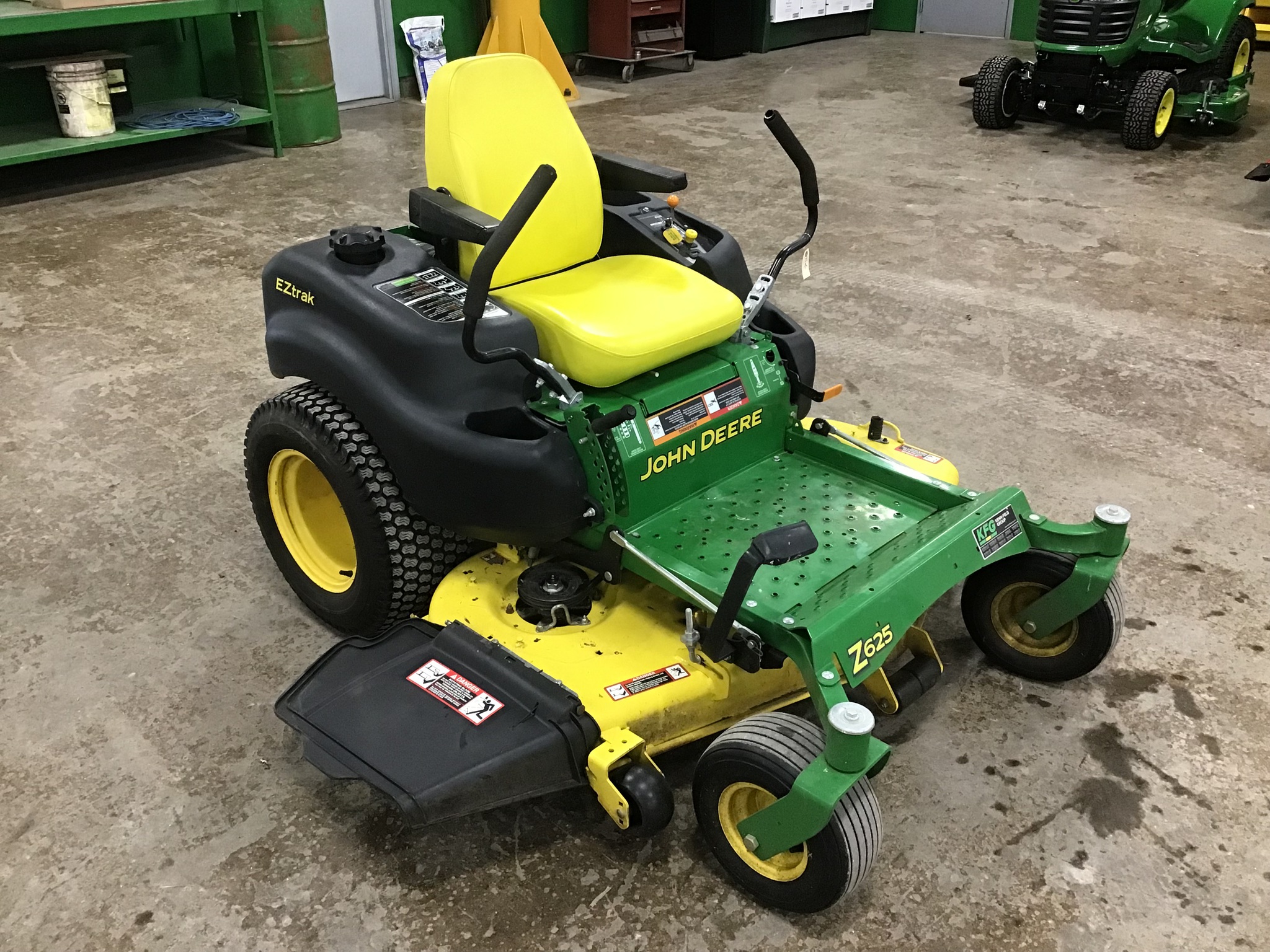 John Deere Z625 Image 4
