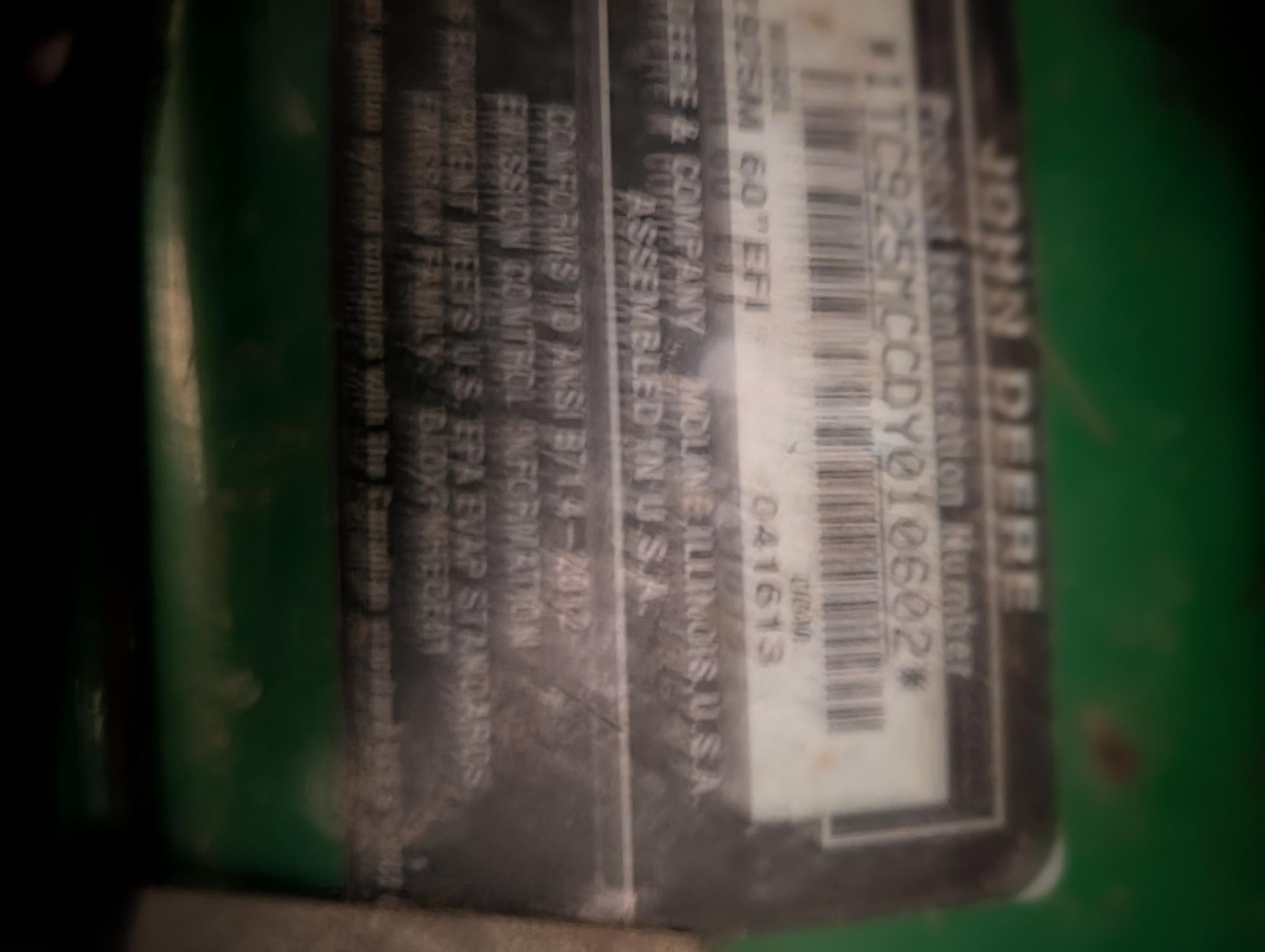 2013 John Deere Z925M Image 4