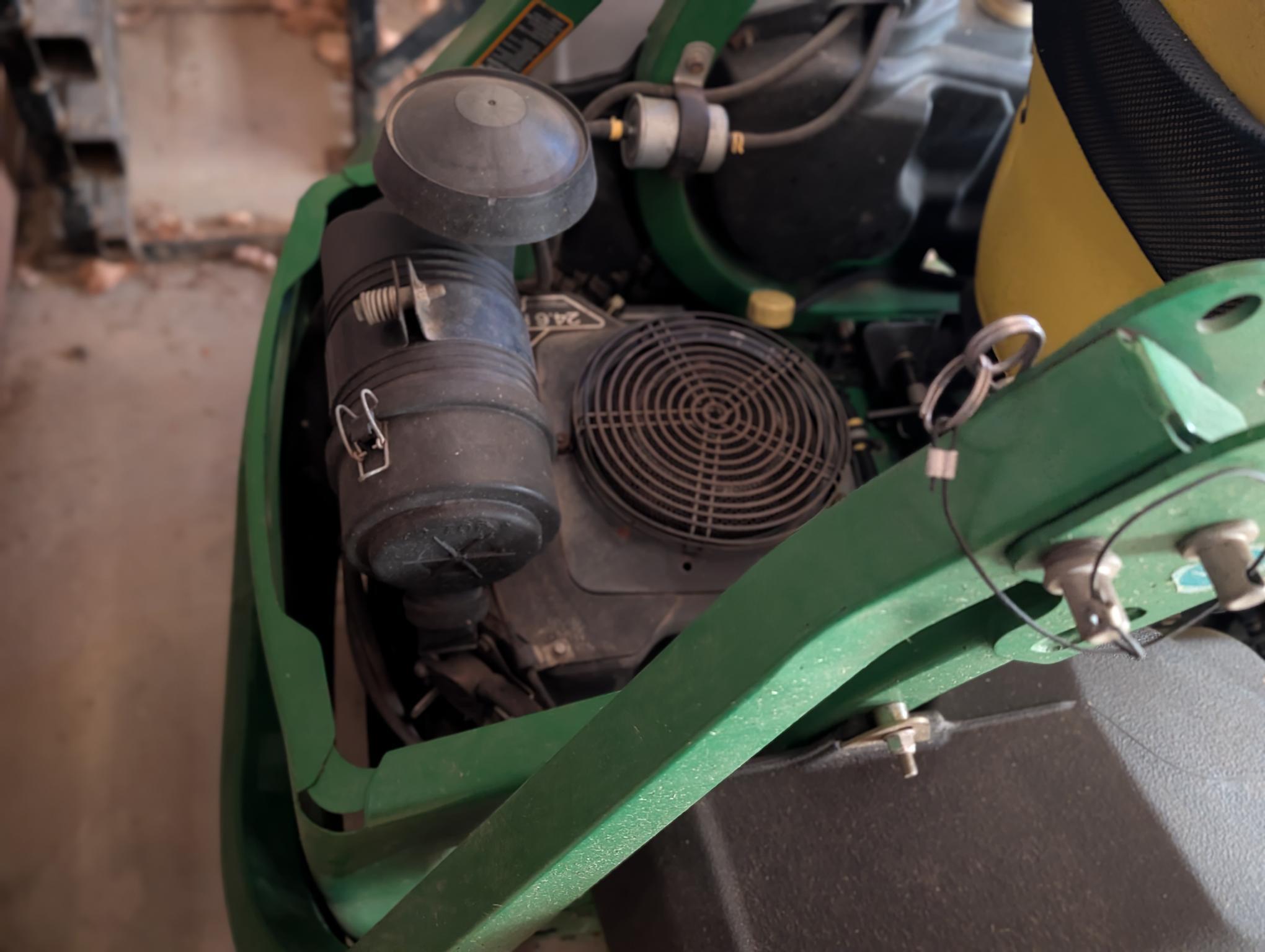 2013 John Deere Z925M Image 5