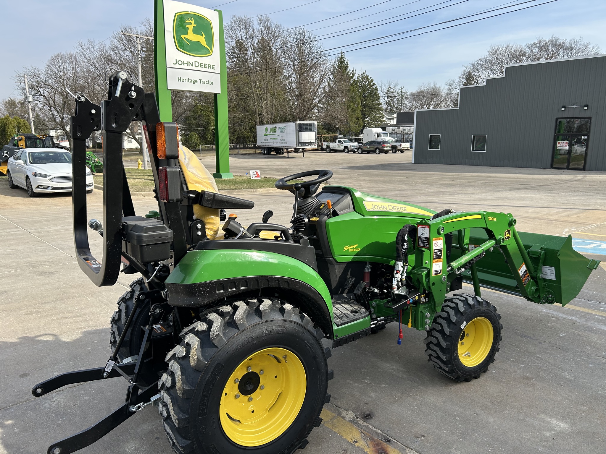  2025 John Deere 2025R at Heritage Tractor in Freeport, IL