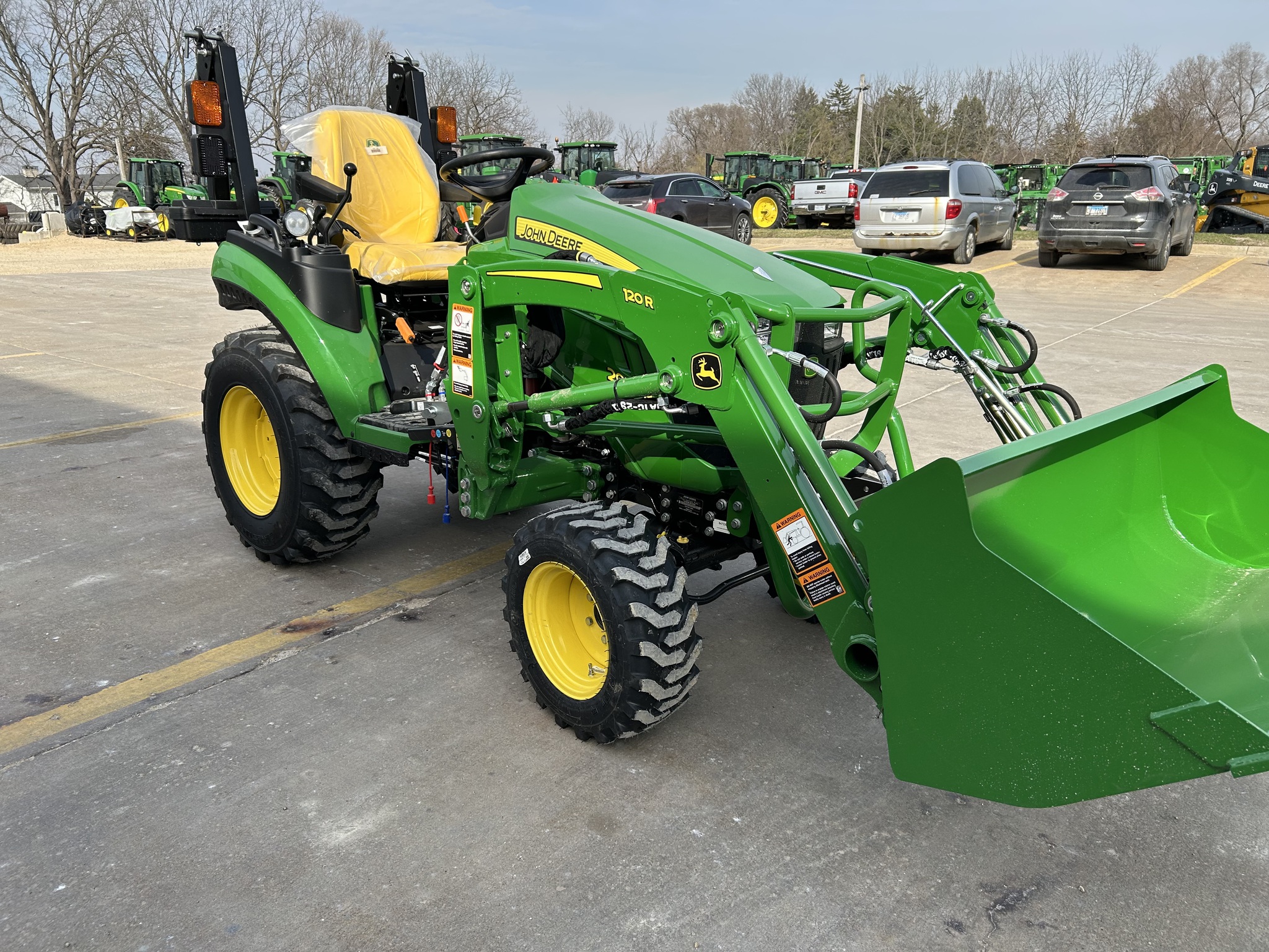  2025 John Deere 2025R at Heritage Tractor in Freeport, IL
