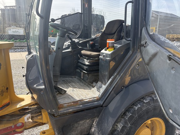 Photo of 2021 John Deere 304L