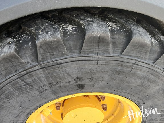 Photo of 2021 John Deere 304L