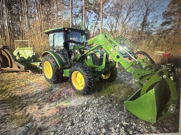 2024 John Deere 5075E Photo 2