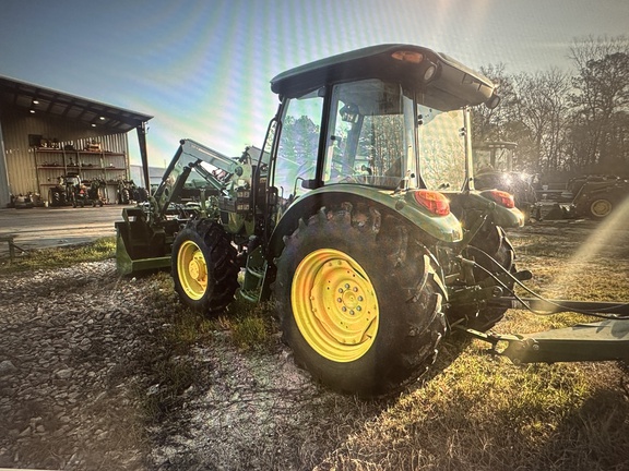 2024 John Deere 5075E Photo 8