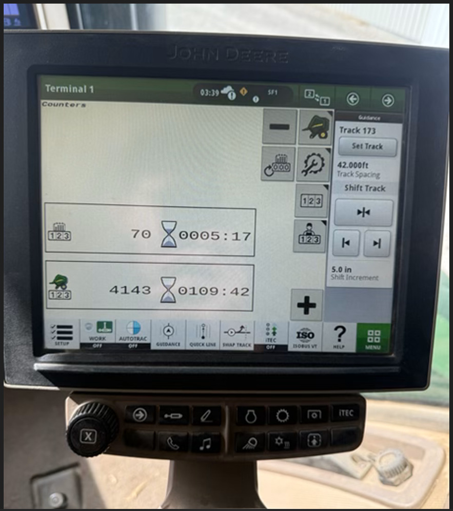 2021 John Deere 560R Image 2