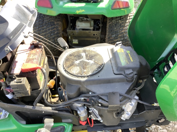 Photo of 2016 John Deere X570