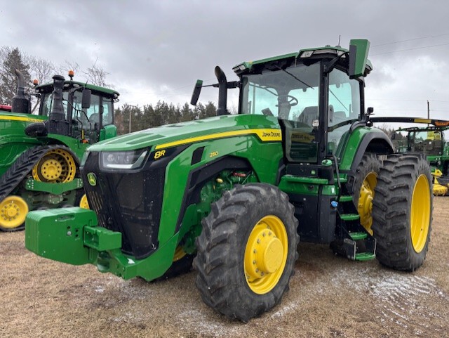 2020 John Deere 8R 250 Image 1