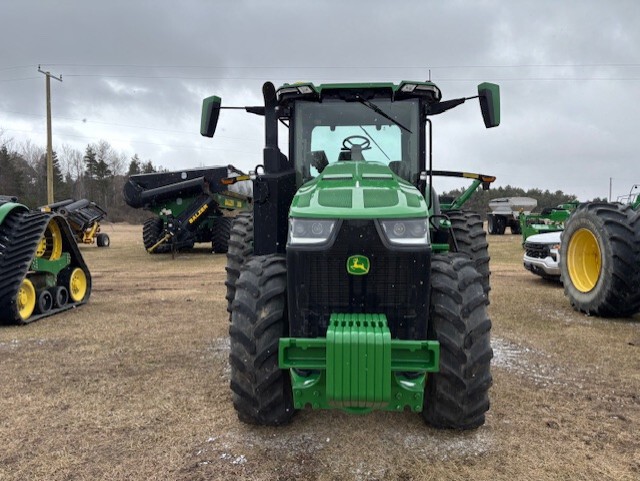 2020 John Deere 8R 250 Image 3