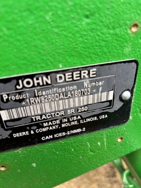 2020 John Deere 8R 250 Image 5