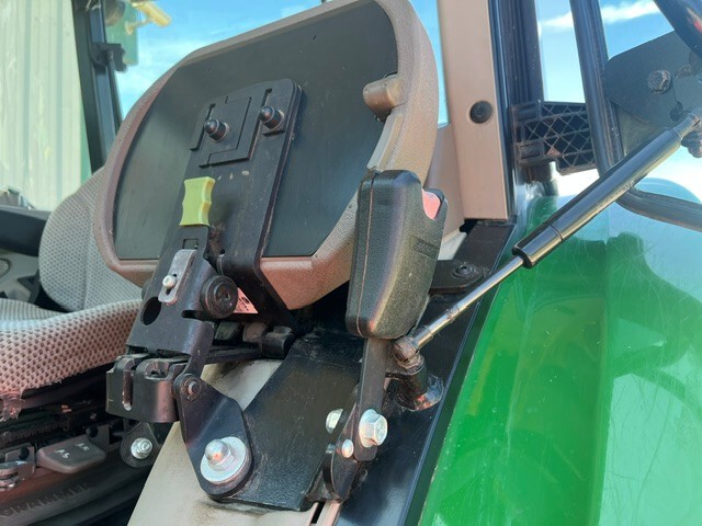  2018 John Deere 6135E at Heritage Tractor in West Plains, MO