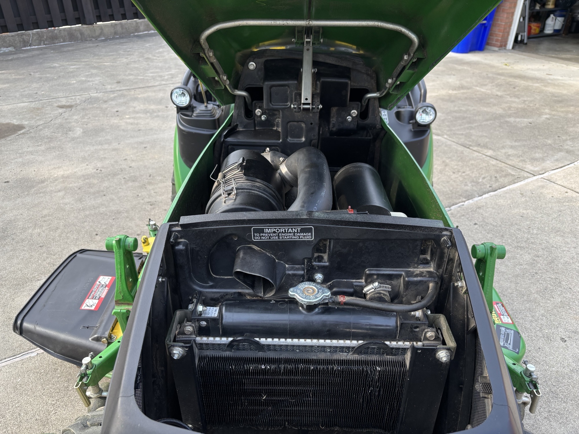 Used 2014 John Deere 1025R Compact Utility Tractors at Koenig Equipment in Lebanon, OH - PhotoXL15