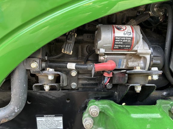 Used 2014 John Deere 1025R Compact Utility Tractors at Koenig Equipment in Lebanon, OH - Photo16