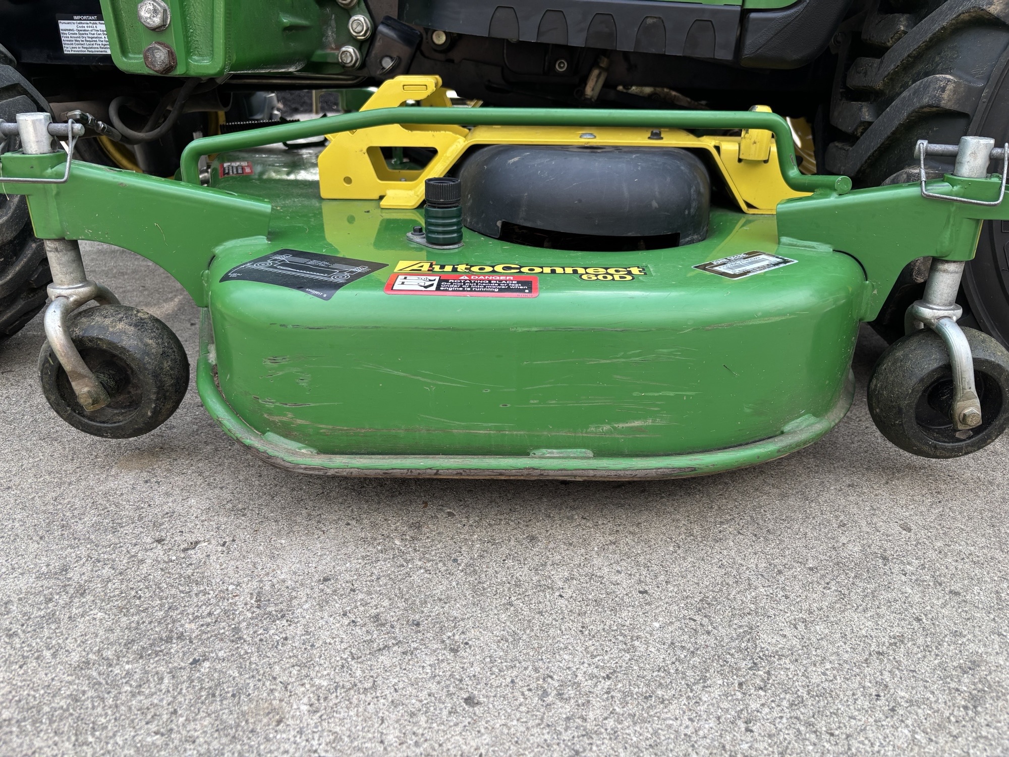 Used 2014 John Deere 1025R Compact Utility Tractors at Koenig Equipment in Lebanon, OH - PhotoXL22