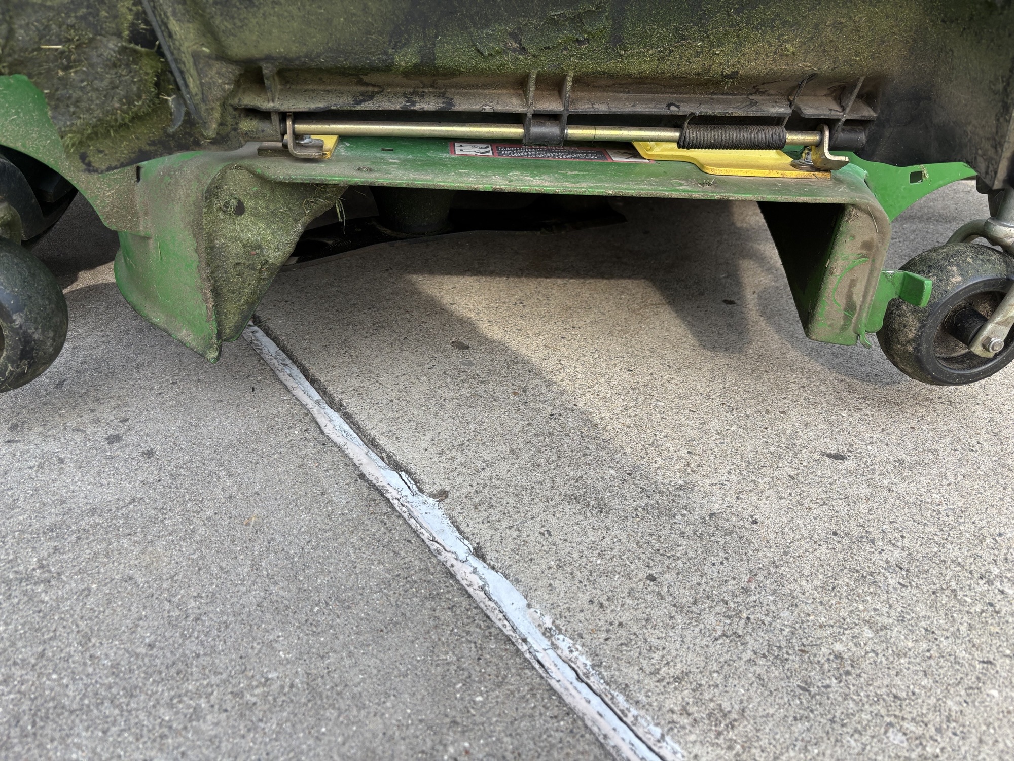 Used 2014 John Deere 1025R Compact Utility Tractors at Koenig Equipment in Lebanon, OH - PhotoXL23