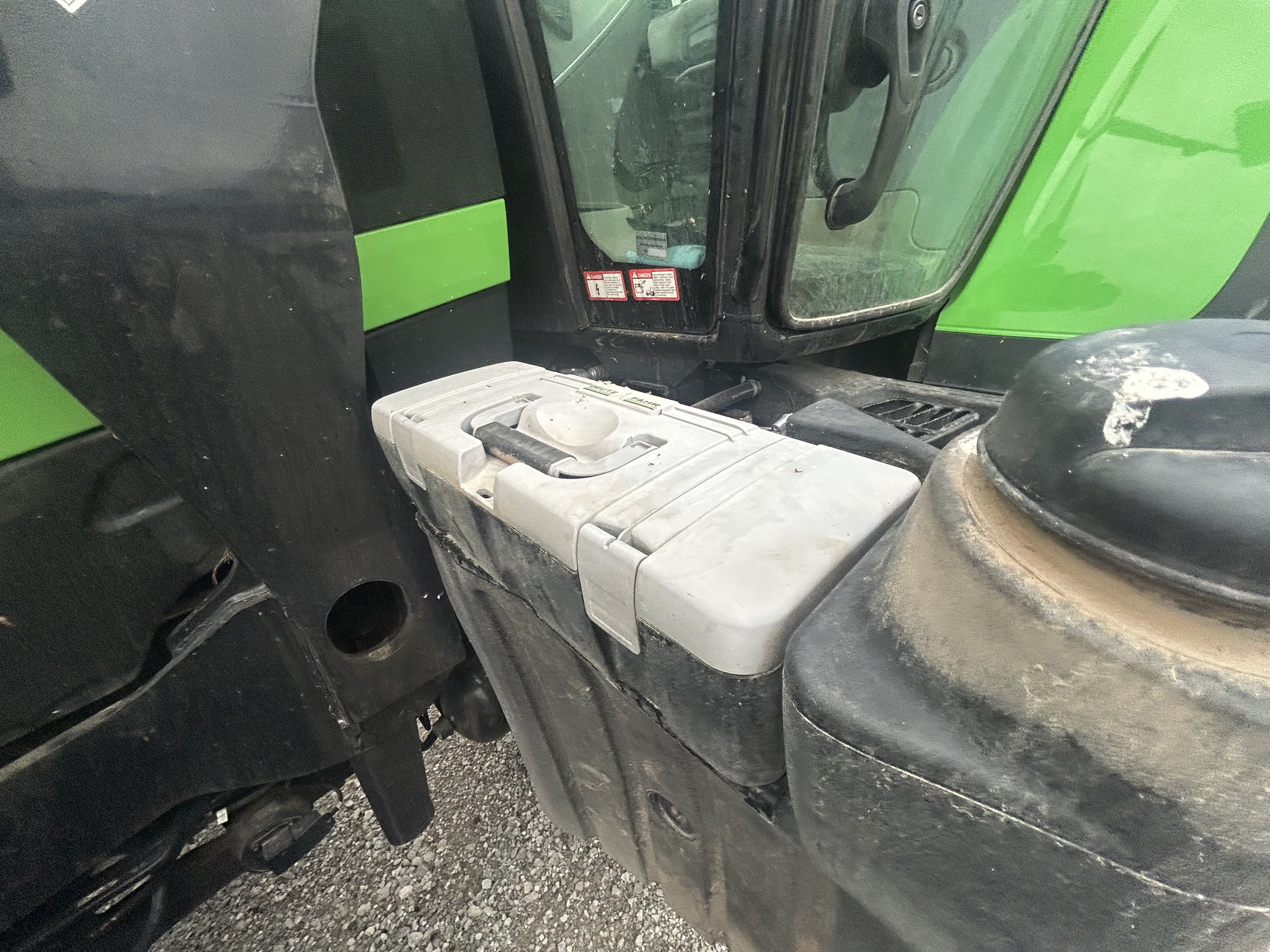  2024 Deutz-Fahr 6175 at Heritage Tractor in Anderson, MO