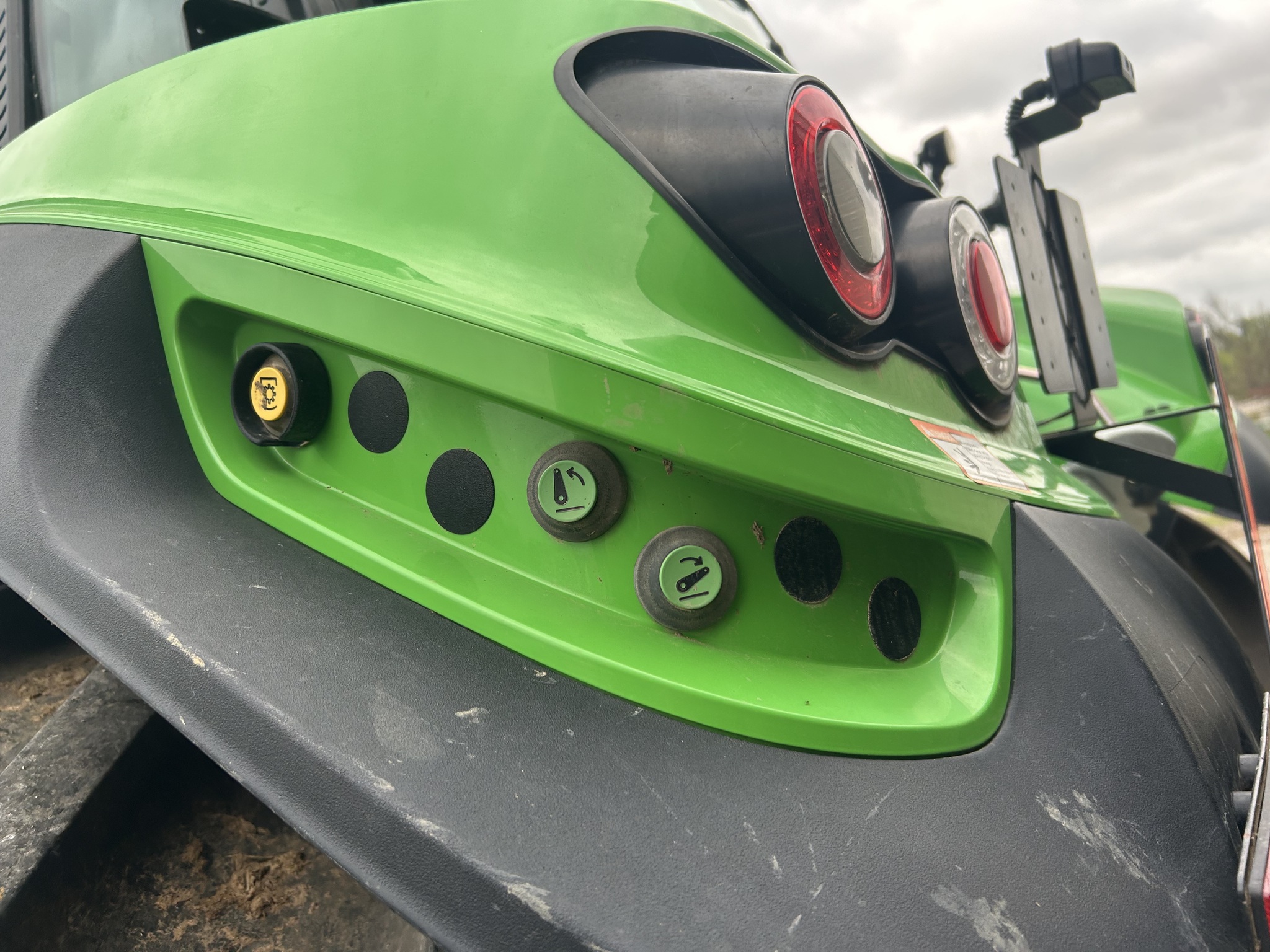  2024 Deutz-Fahr 6175 at Heritage Tractor in Anderson, MO