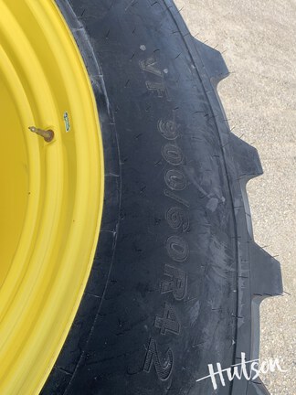 Photo of Alliance VF900/60R42