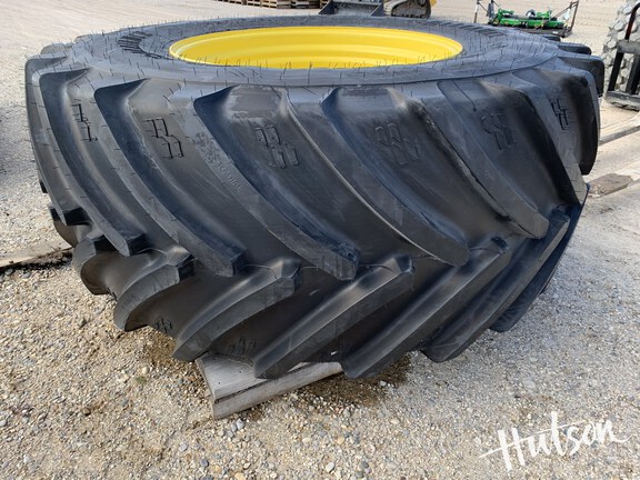 Photo of Alliance VF900/60R42