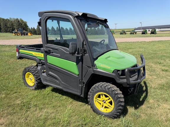  John Deere XUV 835M
