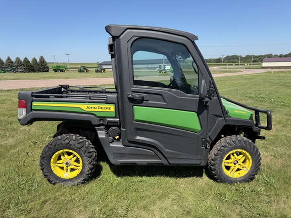 2023 John Deere XUV 835M - Photo2