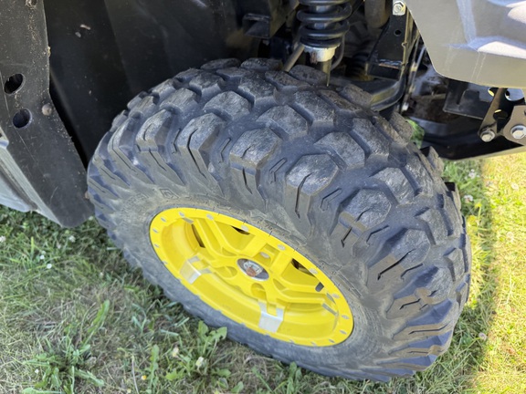 2023 John Deere XUV 835M - Photo11