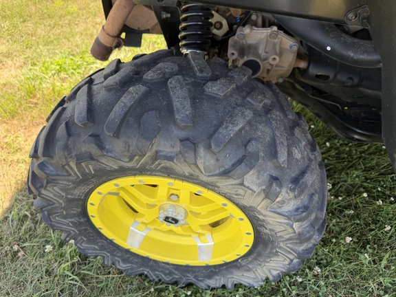 2023 John Deere XUV 835M - Photo13