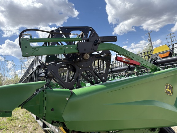 Used 2025 John Deere HDR 50 Combine Platforms at Horizon Ag & Turf in Horizon Ag & Turf,  - Photo6