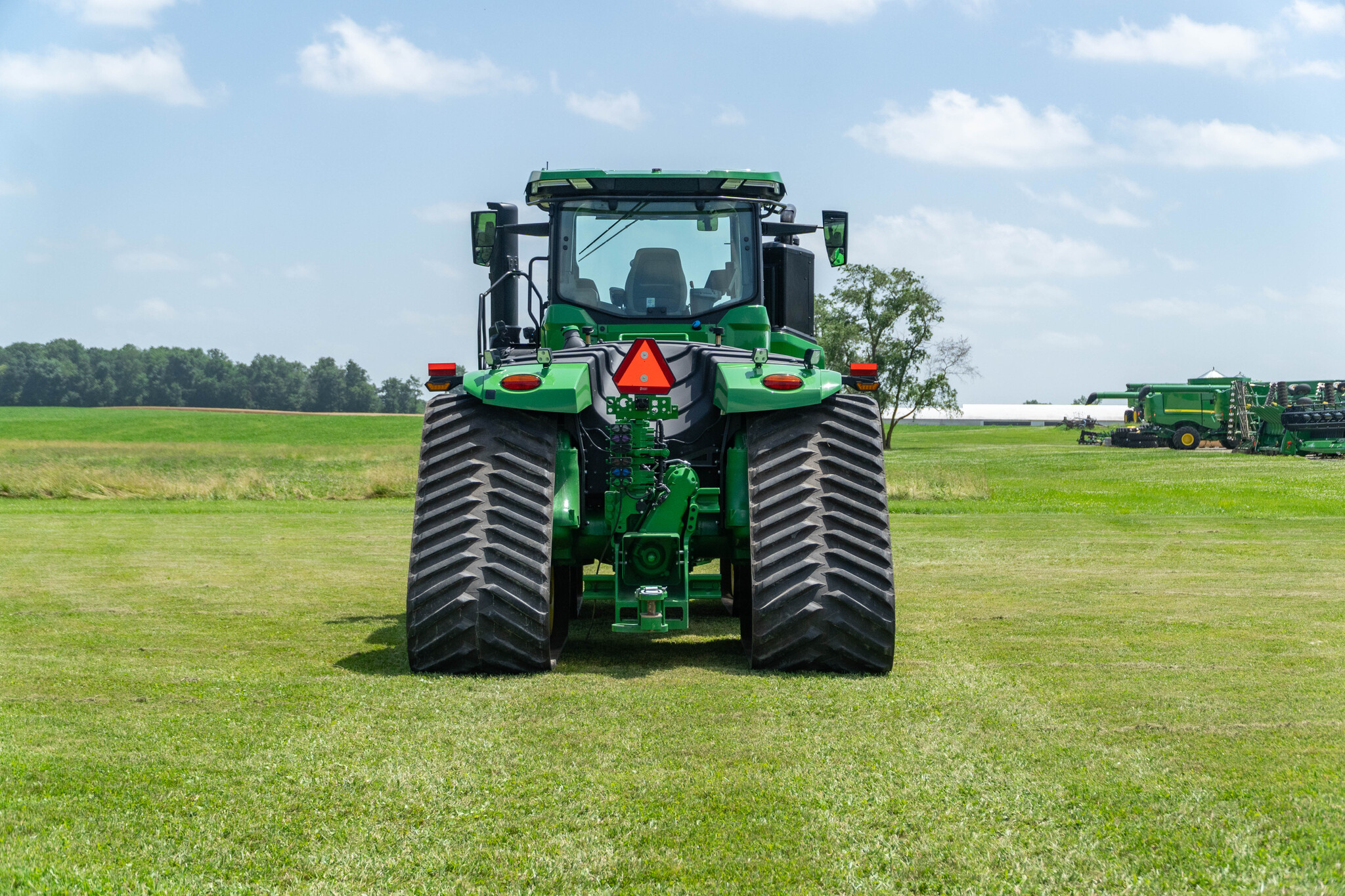 Used 2023 John Deere 9RX 640 Track Tractors at Koenig Equipment in Anna, OH - PhotoXL3
