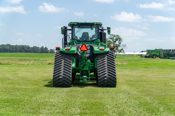 Used 2023 John Deere 9RX 640 Track Tractors at Koenig Equipment in Anna, OH - Photo3