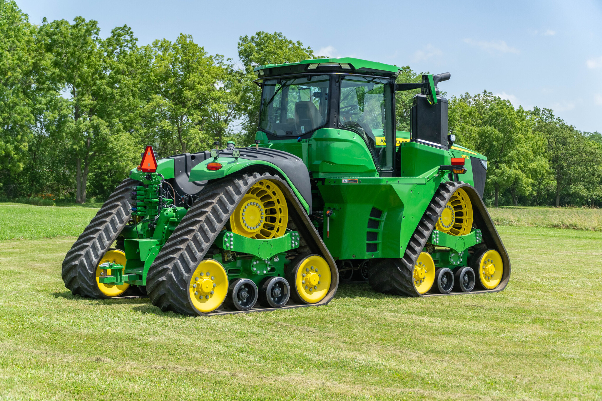 Used 2023 John Deere 9RX 640 Track Tractors at Koenig Equipment in Anna, OH - PhotoXL4